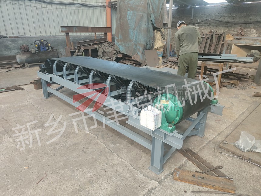 廣西發貨TD75型固定式皮帶機現場實拍-3