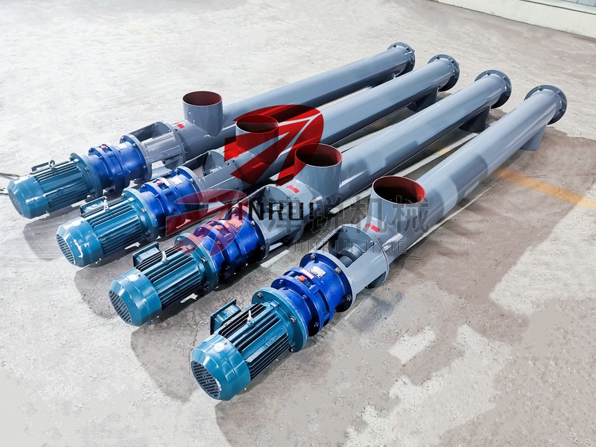 天津219管式螺旋輸送機發貨現場-1