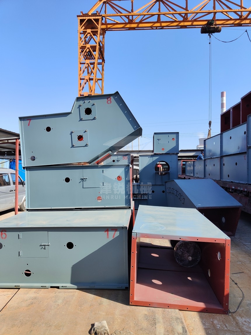 TD75型平皮帶輸送機發(fā)貨現(xiàn)場-3