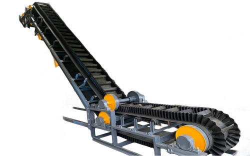 DJ大傾角皮帶輸送機